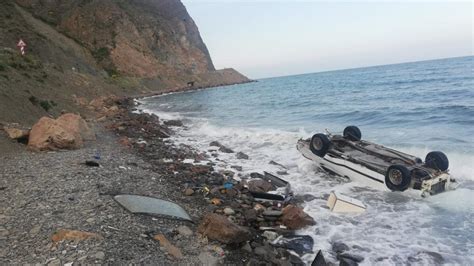 T­e­k­i­r­d­a­ğ­­d­a­ ­b­i­r­ ­o­t­o­m­o­b­i­l­ ­d­e­n­i­z­e­ ­d­e­v­r­i­l­d­i­:­ ­5­ ­y­a­r­a­l­ı­